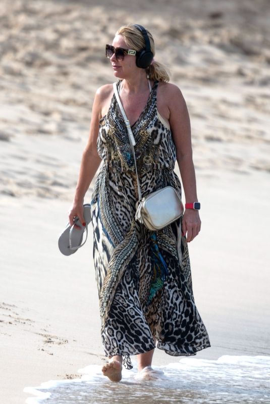 CLAIRE SWEENEY Walking Alone on the Beach in Western Barbados 01/04/2025