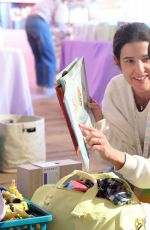 COBIE SMULDERS Helping with LA Fire Relief Donations at Babylist in Los Angeles 01/21/2025