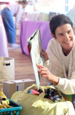 COBIE SMULDERS Helping with LA Fire Relief Donations at Babylist in Los Angeles 01/21/2025