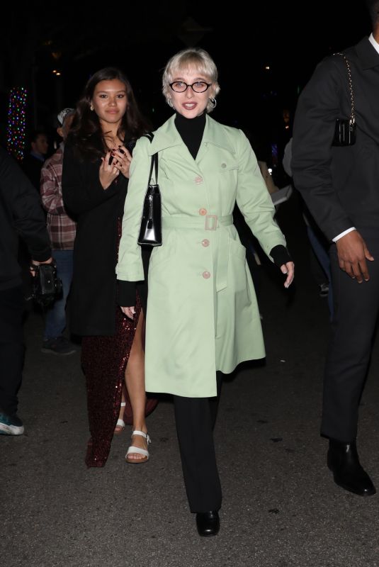 EMMA CHAMBERLAIN Leaves UTA Golden Globes After-Party in Beverly Hills 01/05/2025
