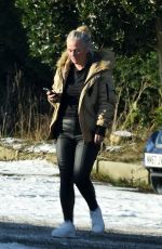 EMMA GLEAVE Arrives at Her Cheshire Cafe 01/11/2025