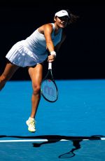 EMMA RADUCANU Loses to Iga Swiatek in Third Round of Australian Open in Melbourne 01/18/2025