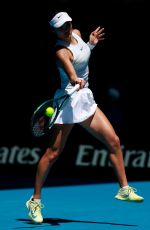EMMA RADUCANU Loses to Iga Swiatek in Third Round of Australian Open in Melbourne 01/18/2025