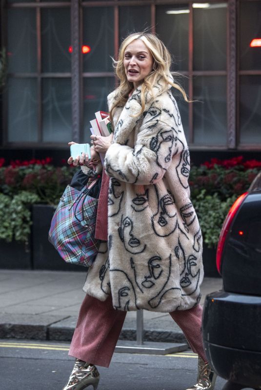 FEARNE COTON Leaves Claridges Hotel in London 01/30/2025