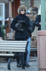 HAILEY BIEBER and KENDALL JENNER Enjoy Coffee Before Heading to a Ski Fitting in Aspen 01/15/2025