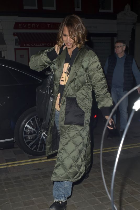 HALLE BERRY Arrives at Chiltern Firehouse in London 01/30/2025