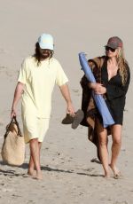 HEIDI KLUM and Tom Kaulitz Strolls Along a Beach Full of Nudists in St Barts 01/14/2025