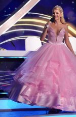 HOLLY WILLOGHBY at Dancing on Ice, Series 17, Episode 3 in Hertfordshire 01/26/2025