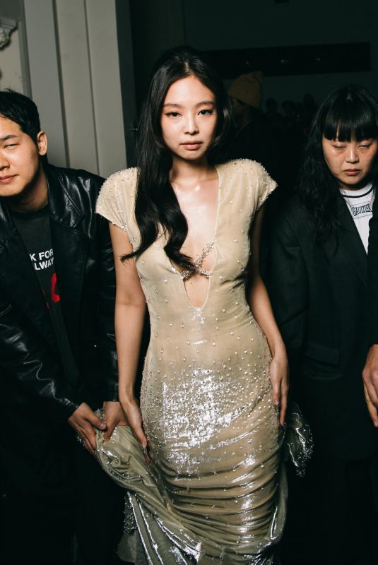 JENNIE at Jean-Paul Gaultier Haute Couture S/S 2025 Collection Show in Paris 01/29/2025