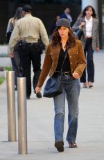 JENNIFER GRNER Back on Set After Devastating Fires in Los Angeles 01/21/2025