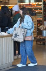 JESSICA ALBA Picking up Good at Erewhon Before Heading to a Hollywood Park 01/14/2025