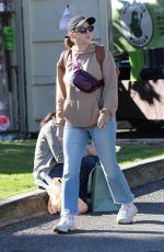JODIE SWEETIN Out Shopping with a Friend at the Farmer