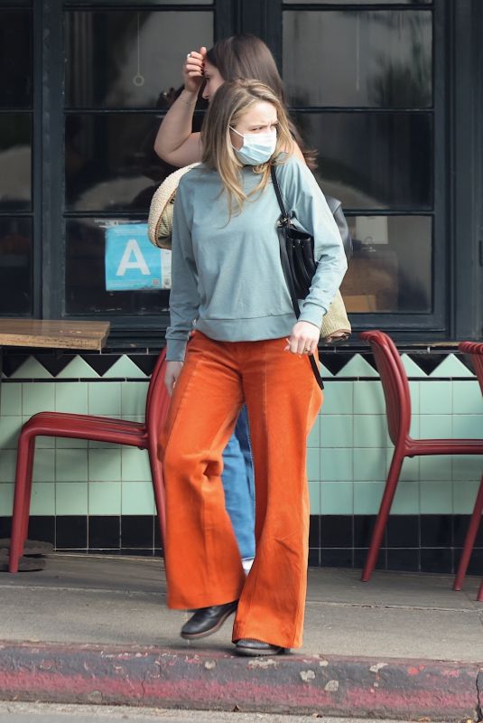 JOEY KING Out for Lunch with a Friend at Little Dom