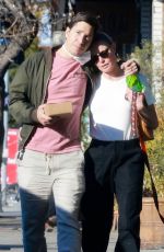 KATE BOSWORTH and Justin Long Out for Lunch in Los Feliz 01/10/2025