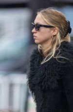 KATE MOSS Out with Her Daughter LILA GRACE MOSS Celebrates Her 51st Birthday 01/16/2025