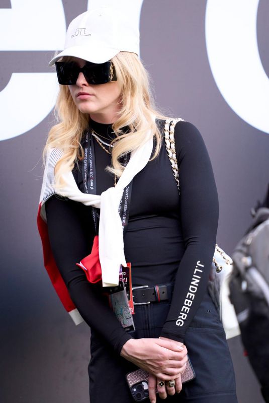 KATHRYN NEWTON at Hero Dubai Desert Classic at Emirates Golf Club in Dubai 01/19/2025