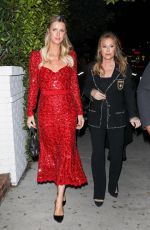 KATHY and NICKY HILTON Arrives at Vanity Fair & Amazon MGM Studios Party in Los Angeles 01/04/2025