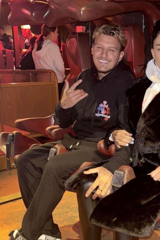 KATIE PRICE and JJ Slater Having a Fun Time at Thorpe Park in London 01/03/2025