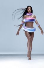 KATY PERRY - Woman