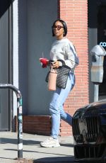 KELLY ROWLAND Heading to a Salon in Los Angeles 01/21/2025