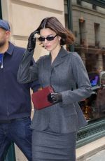 KENDALL JENNER Arrives at Hermes Store in Paris 01/27/2025
