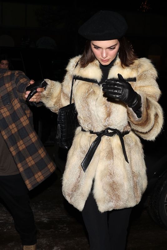 KENDALL JENNER Leaves Dinner at Matsuhisa Japanese Restaurant in Aspen 01/16/2025