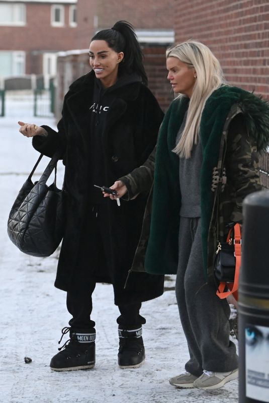KERY KATONA and KATIE PRICE Arrives Back into Warrington After a Few Days Partying in London 01/11/2025