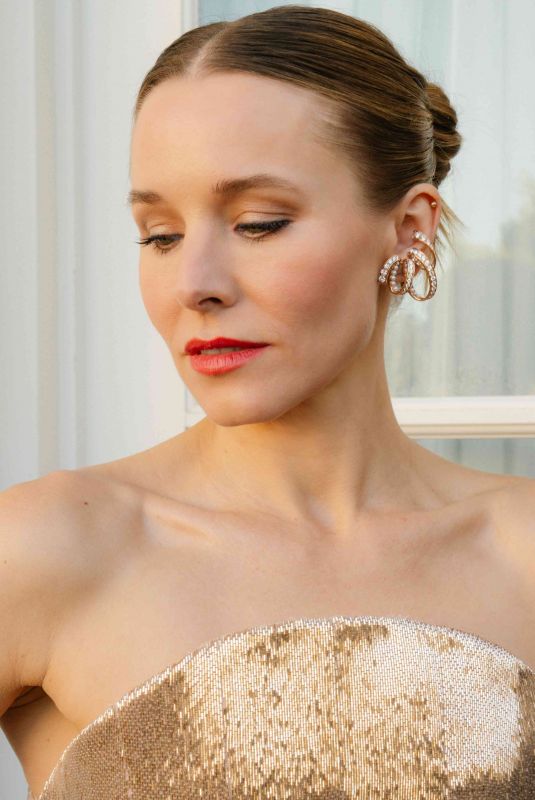 KRISTEN BELL - 82nd Golden Globe Awards Photoshoot, January 2025