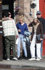 KRISTEN STEWART and DYLAN MEYER Out for Lunch with Friends in Los Feliz 01/18/2025