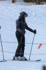 KYLIE and KENDALL JENNER and HAILEY and Justin BIEBER at Snowmass Village in Aspen 01/18/2025