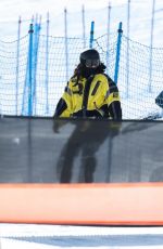 KYLIE and KENDALL JENNER Enjoy a Family Skiing Day in Aspen 01/18/2025
