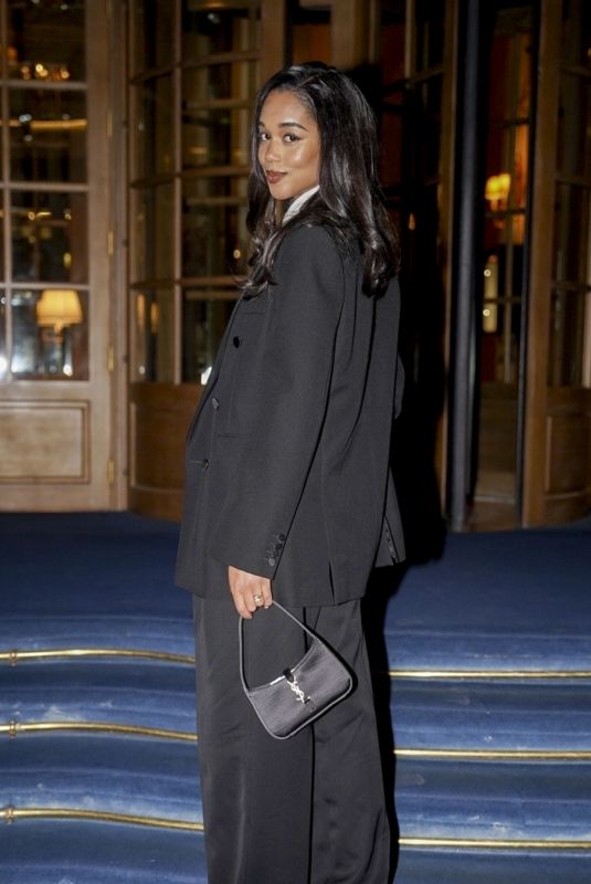 LAURA HARRIER Arrives at Her Hotel in Paris 01/28/2025