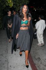 LAURA HARRIER Arrives at Vanity Fair & Amazon MGM Studios Party in Los Angeles 01/04/2025