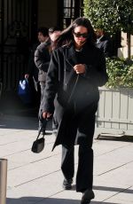 LAURA HARRIER Leaves Her Hotel During Paris Fashion Week 01/27/2025