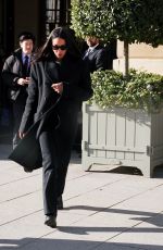 LAURA HARRIER Leaves Her Hotel During Paris Fashion Week 01/27/2025