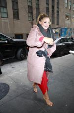 LAUREN ALAINA Arrives at NBC Rockefeller Building for Kelly Clarkson Show in New York City 01/21/2025