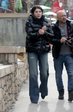 LAUREN GRAHAM Braves Cold on Main Street at Sundance Film Festival 01/24/2025