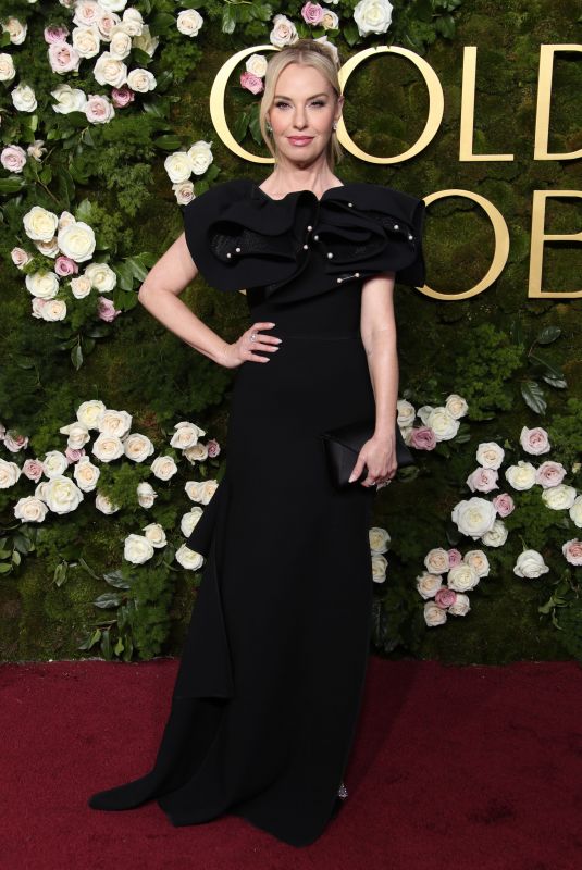 LESLIE GROSSMAN at 82nd Annual Golden Globes Awards in Beverly Hills 01/05/2025
