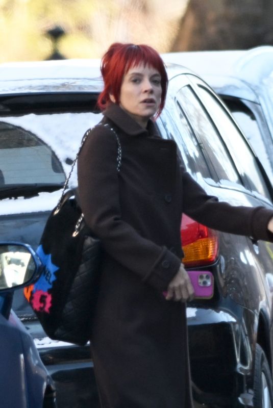 LILY ALLEN Out and About in New York 01/07/2025