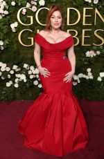 LISA ANN WALTER at 82nd Annual Golden Globes Awards in Beverly Hills 01/05/2025