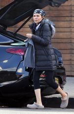 LISA RINNA Heading to Her Morning Yoga Session in Los Angeles 01/17/2025
