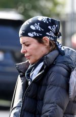 LISA RINNA Heading to Her Morning Yoga Session in Los Angeles 01/17/2025