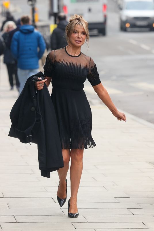 LIZZIE CUNDY Heading to Paul Danan Funeral in London 01/21/2025