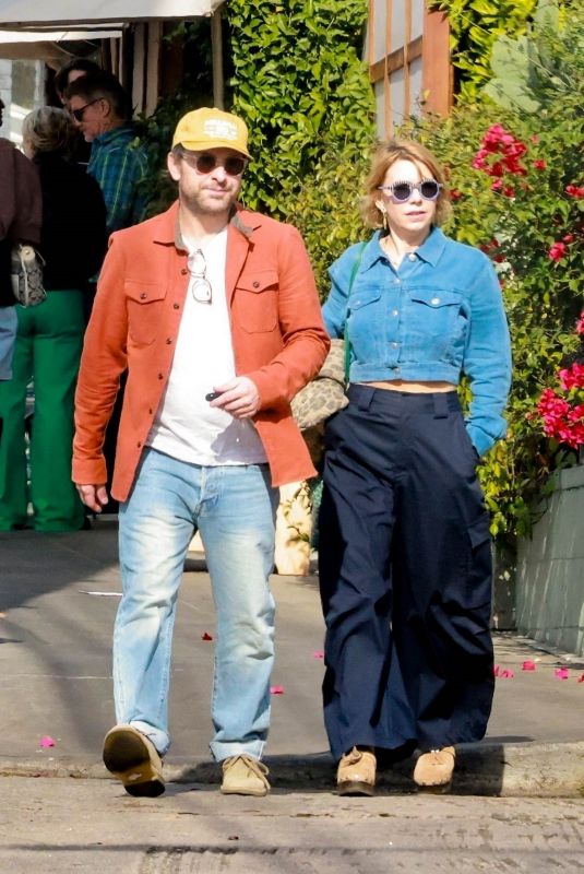 MARY ELIZABETH ELLIS and Charlie Day Out for a Lunch Date in Los Feliz 01/04/2025