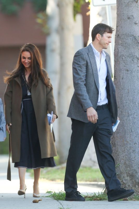 MILA KUNIS and Ashton Kutcher Leaves Temple Emanuel of Beverly Hills 01/18/2025