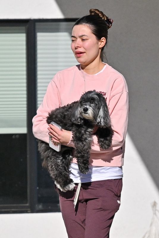 MIRANDA COSGROVE and Her Pup Penelope Visit The Vet 01/21/2025