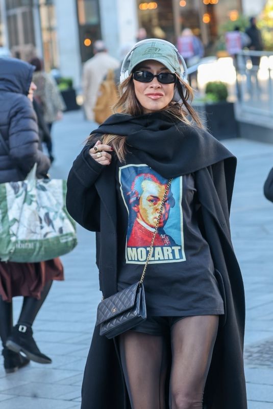 MYLEENE KLASSS Leaves Smooth Radio Studios 01/30/2025