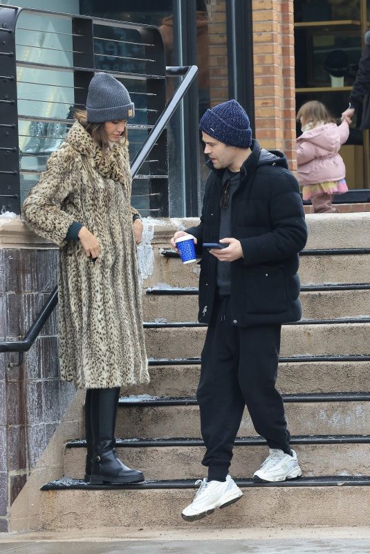 NATALIE KUCKENBURG and Paul Wesley Out and About in Aspen 01/01/2025