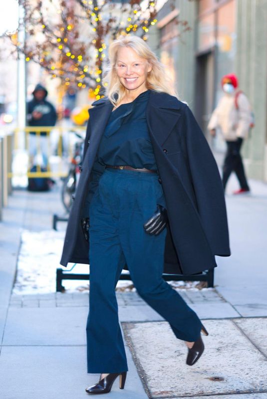 PAMELA ANDERSON Out on Hudson Square in New York City 01/07/2025