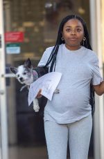 Pregant SKAI JACKSON Out and About in Sherman Oaks 01/15/2025